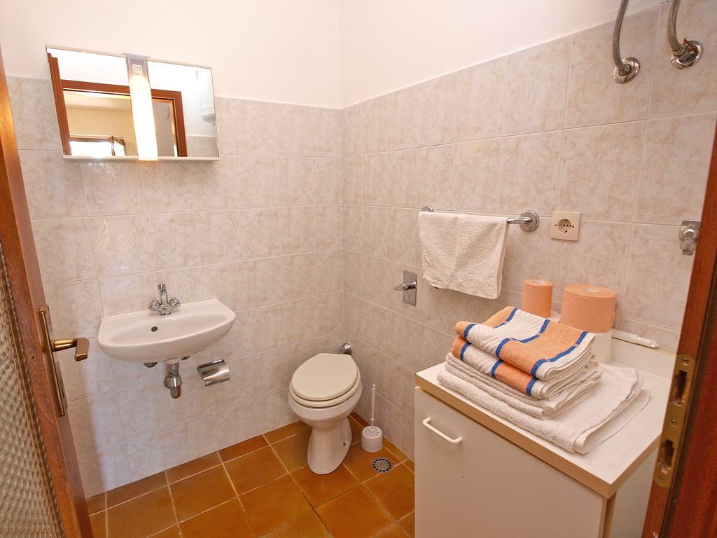 Apartments Ana 920 Fažana Eksteriør bilde